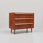 1126 6376 CHEST OF DRAWERS